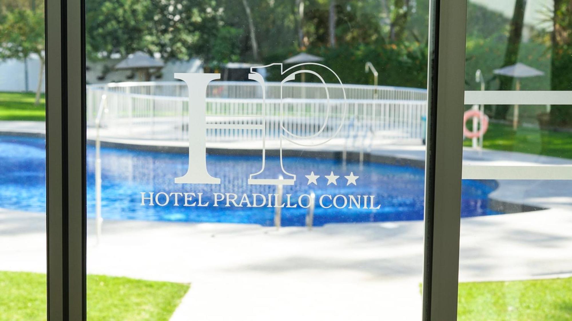 Hotel Pradillo Conil Кониль-де-ла-Фронтера Экстерьер фото