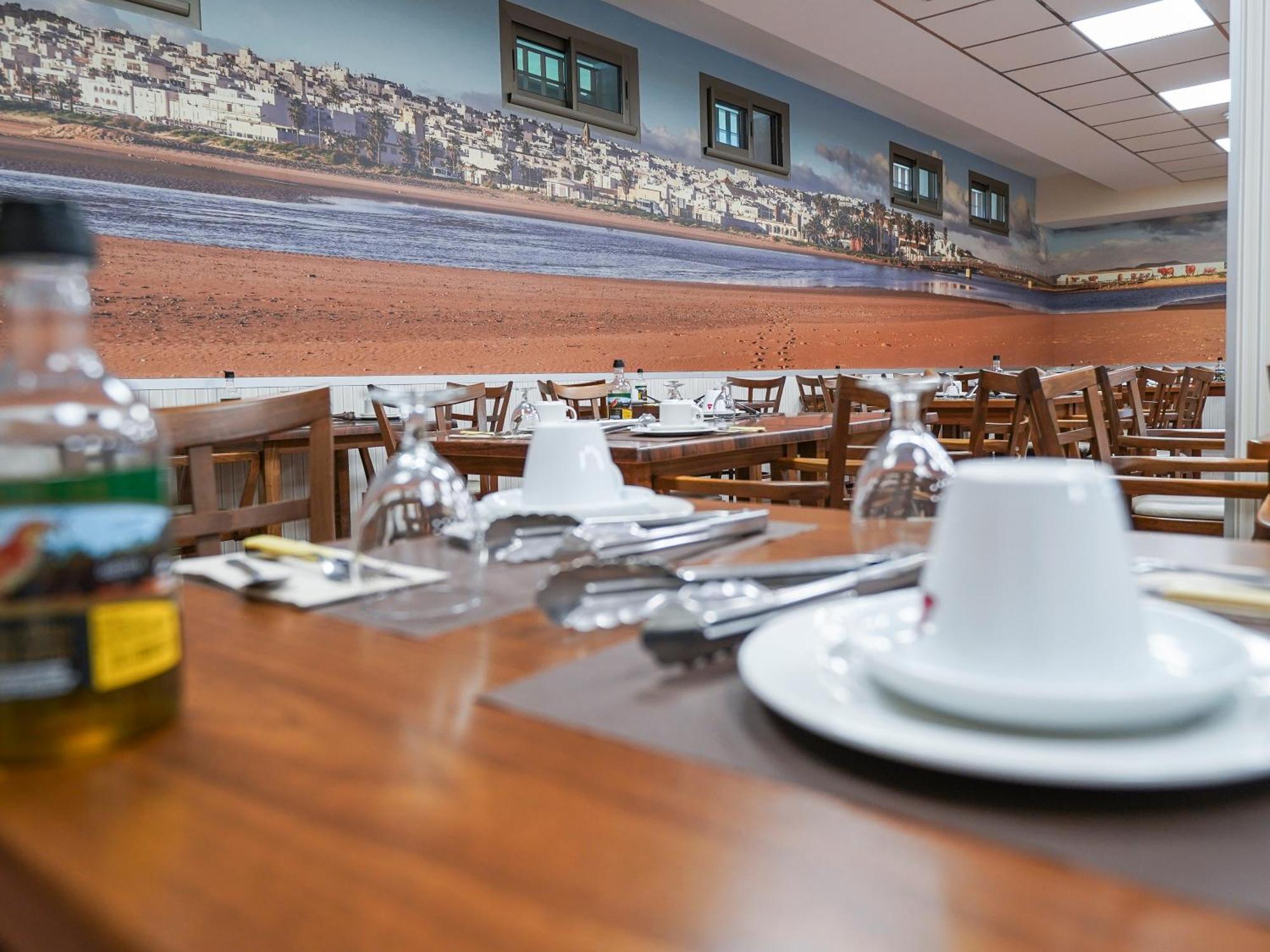Hotel Pradillo Conil Кониль-де-ла-Фронтера Экстерьер фото